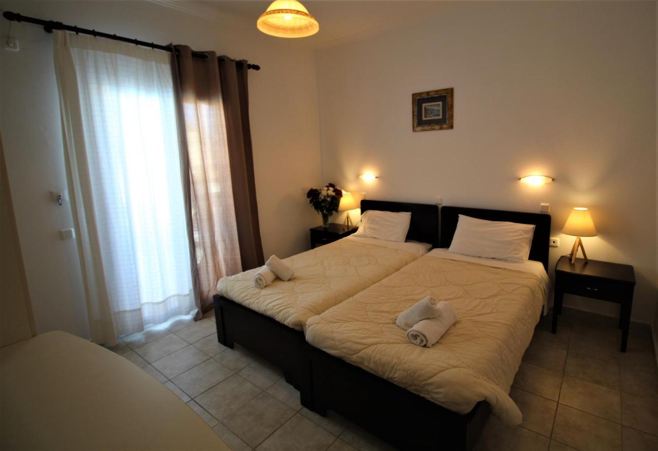 Nikki'S Studios & Apartments Moraḯtika Buitenkant foto